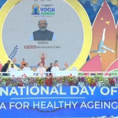 আন্তৰ্জাতিক যোগ দিৱস : স্বাস্হ্যসন্মত বাৰ্ধক্যৰ বাবে যোগাভ্যাস