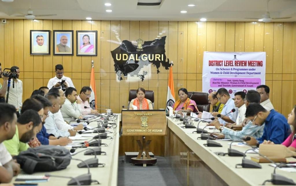 দুই অভিলাষী জিলা ওদালগুৰি আৰু দৰঙত মহিলা আৰু শিশু উন্নয়ন বিভাগৰ পৰ্যালোচনা মন্ত্ৰী অজন্তা নেওগ